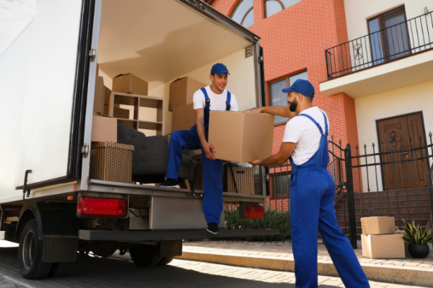 A Avantec Transportes utiliza técnicas e materiais adequados para garantir que seus móveis e objetos cheguem intactos ao destino.