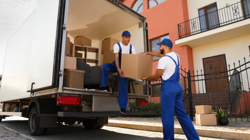 A Avantec Transportes utiliza técnicas e materiais adequados para garantir que seus móveis e objetos cheguem intactos ao destino.