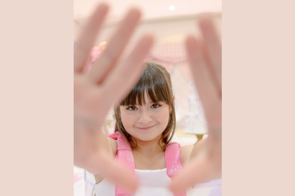 Juju Teófilo usou o bom humor para falar de objetivos futuros e engajar seguidores ao compartilhar suas metas para 2026 pela Non Stop. (Créditos: João Bosco Fotografia)